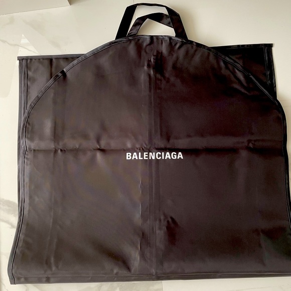 🛑SALE 🪅 Balenciaga cover bag NEW never used - Picture 1 of 4